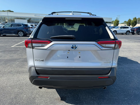 Used 2019 Toyota RAV4 LE image 6