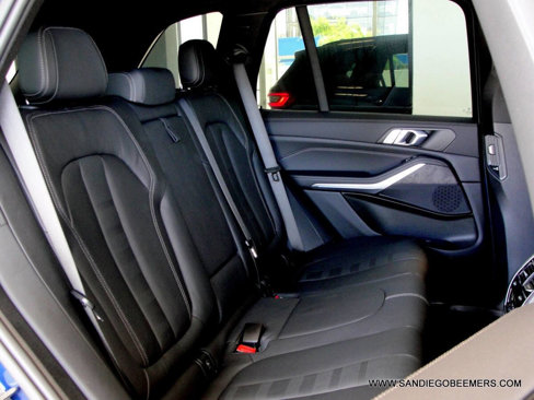 Used 2022 BMW X5 sDrive40i w/ M Sport Package image 62