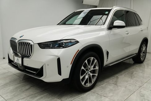 Used 2025 BMW X5 xDrive40i w/ Climate Comfort Package image 6