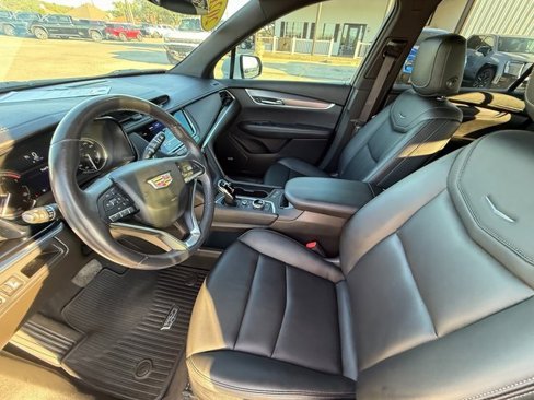 Used 2021 Cadillac XT6 Luxury image 10