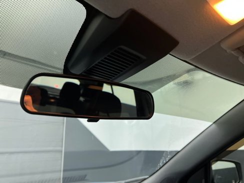 Used 2020 Nissan Kicks SR image 39