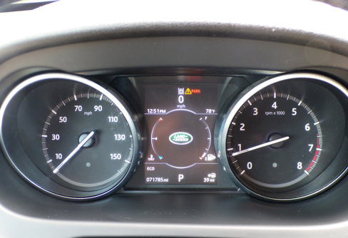Used 2017 Land Rover Discovery Sport HSE image 19