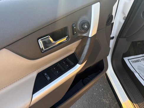 Used 2013 Ford Edge SEL image 17
