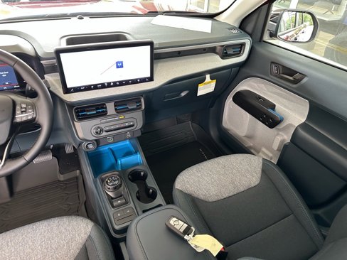 New 2025 Ford Maverick XLT image 29