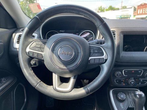 Used 2019 Jeep Compass Latitude w/ Popular Equipment Group image 11
