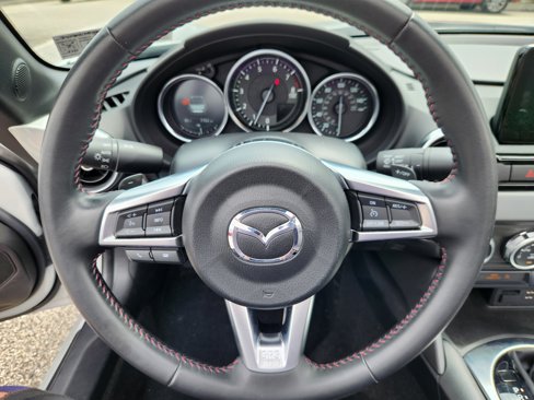 Used 2019 MAZDA MX-5 Miata Grand Touring image 13