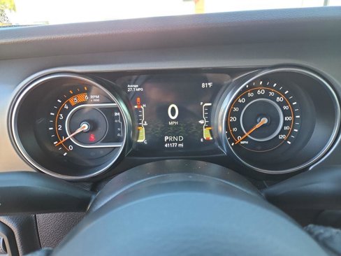 Used 2021 Jeep Gladiator Sport image 22