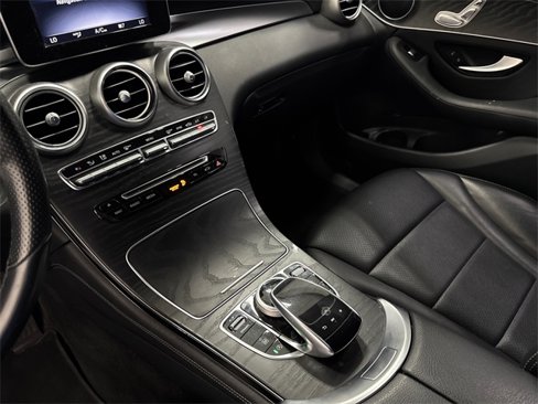 Used 2017 Mercedes-Benz GLC 300 image 13