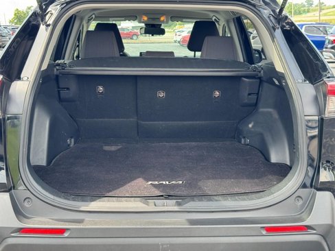 Used 2019 Toyota RAV4 LE image 4