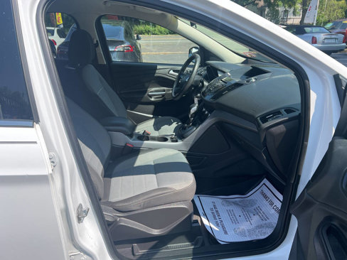 Used 2014 Ford Escape SE image 11