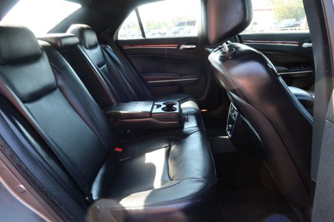 Used 2012 Chrysler 300 Limited image 8