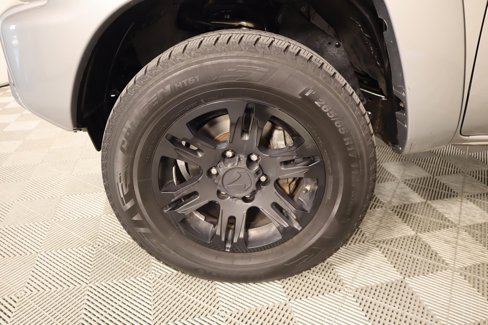 Used 2015 Toyota Tacoma PreRunner image 16
