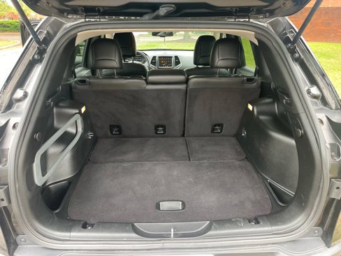 Used 2017 Jeep Cherokee Limited image 15