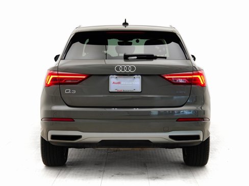 Used 2020 Audi Q3 2.0T Premium Plus w/ Premium Plus Package image 28