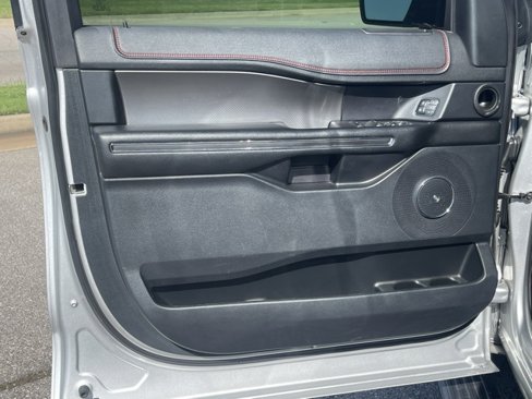 Used 2019 Ford Expedition Limited w/ Equipment Group 303A image 19