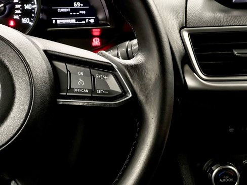 Used 2017 MAZDA MAZDA3 Touring image 30