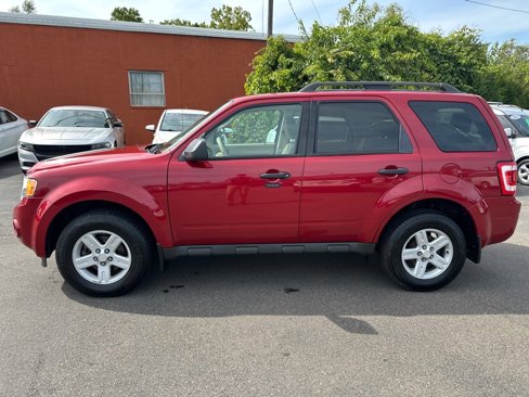 Used 2009 Ford Escape XLT image 2