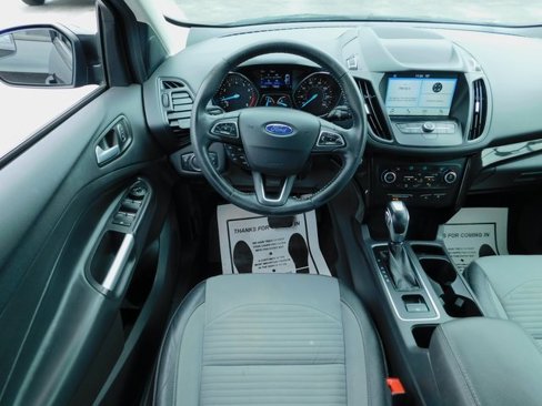 Used 2019 Ford Escape SE image 13