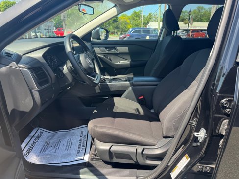 Used 2024 Nissan Rogue S image 16