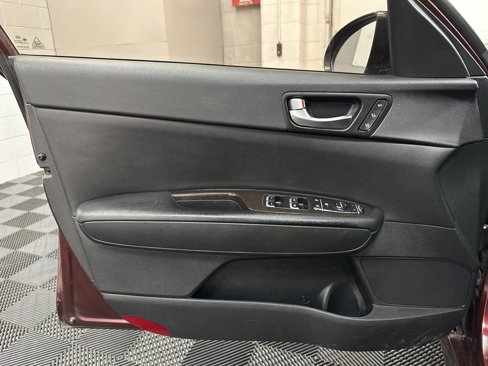 Used 2016 Kia Optima EX image 19