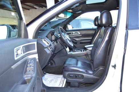 Used 2013 Ford Explorer XLT image 11