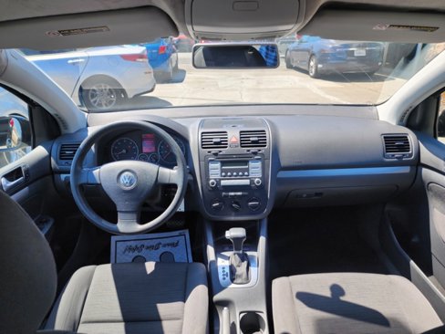 Used 2008 Volkswagen Rabbit S image 16