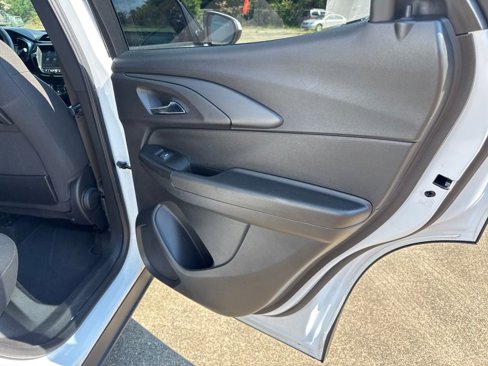 Used 2021 Chevrolet TrailBlazer LT w/ Sun and Liftgate Package image 39