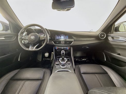 Used 2022 Alfa Romeo Giulia Sprint image 27