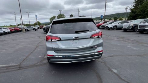 Used 2023 Chevrolet Equinox RS w/ RS Leather Package image 7