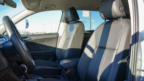 Used 2024 Volkswagen Tiguan SE image 13
