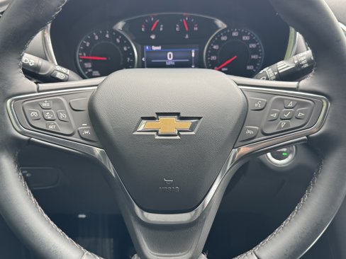 Used 2023 Chevrolet Equinox LT image 34