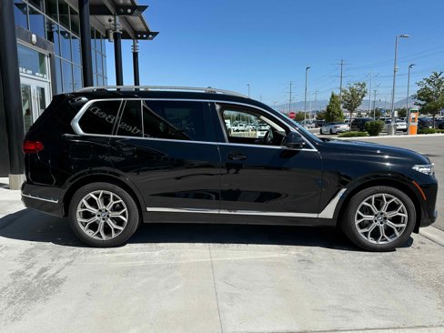 Used 2020 BMW X7 xDrive40i w/ Premium Package image 5