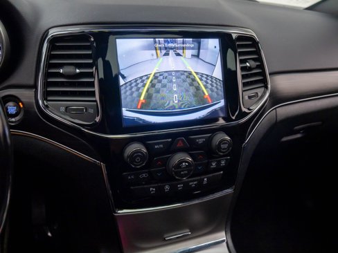 Used 2019 Jeep Grand Cherokee Limited image 20