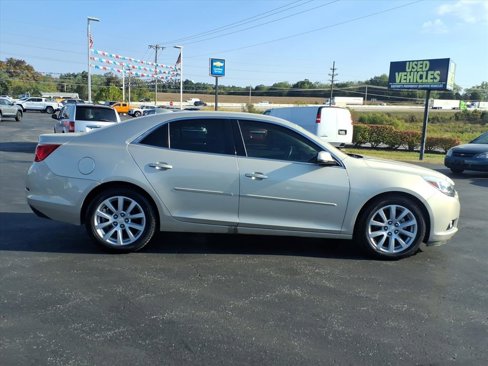 Used 2015 Chevrolet Malibu LT w/ Leather Package image 30