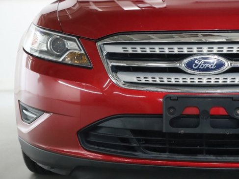 Used 2011 Ford Taurus SEL w/ 201A Rapid Spec Order Code image 7