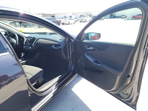 Used 2023 Chevrolet Malibu LT image 23