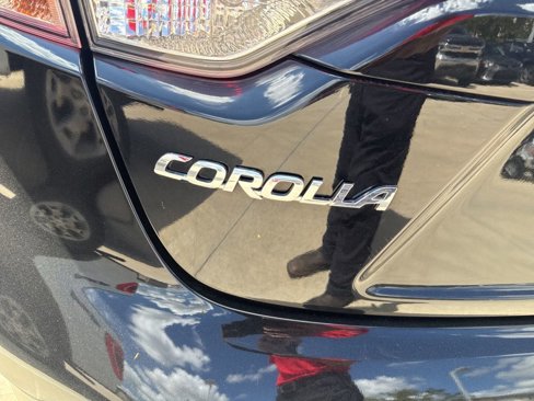 Used 2023 Toyota Corolla LE image 8