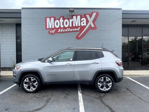 Used 2018 Jeep Compass Limited w/ Navigation Group image 1