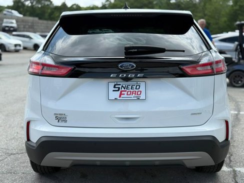 Used 2024 Ford Edge SEL image 6