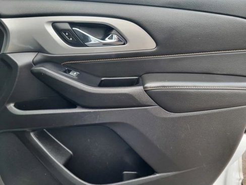Used 2019 Chevrolet Traverse LT image 25