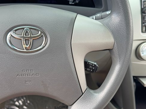 Used 2010 Toyota Camry image 20