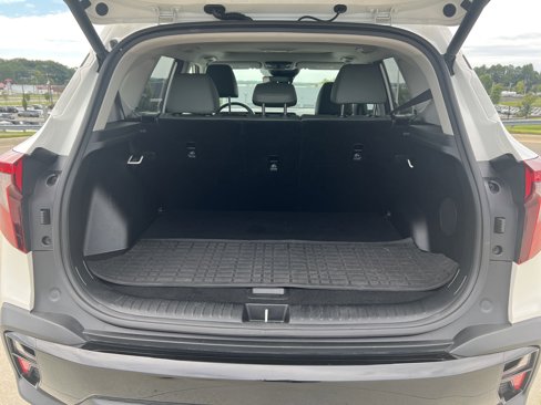 Used 2024 Kia Seltos SX w/ SX Sunroof Package image 32