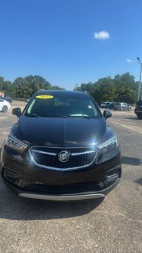 Used 2022 Buick Encore Preferred image 2