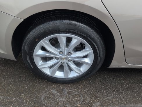 Used 2022 Chevrolet Malibu LT image 12