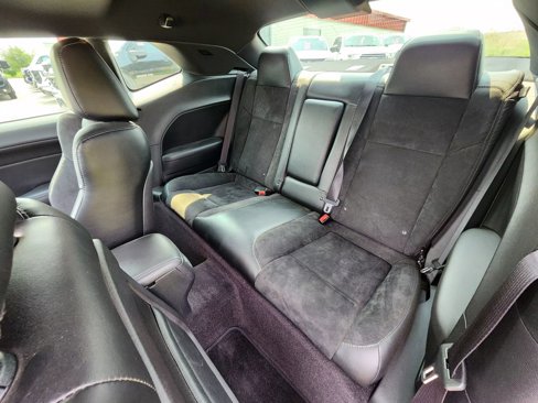 Used 2016 Dodge Challenger R/T Scat Pack w/ Leather Interior Group image 22