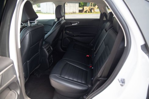 Used 2024 Ford Edge SEL image 21