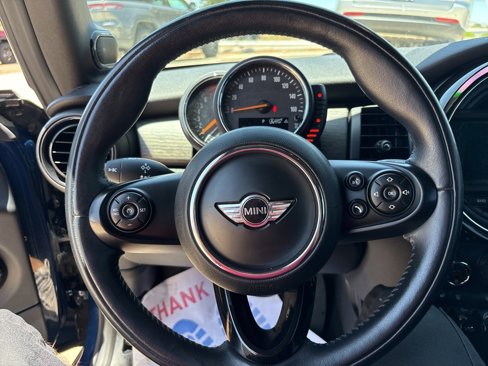 Used 2017 MINI Cooper S image 29
