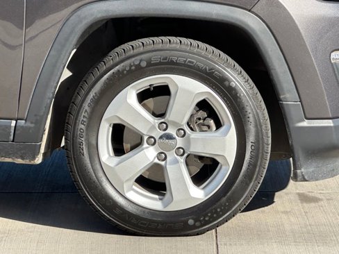 Used 2018 Jeep Compass Latitude w/ Popular Equipment Group image 6