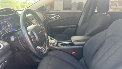 Used 2015 Chrysler 200 Limited w/ Convenience Group image 22