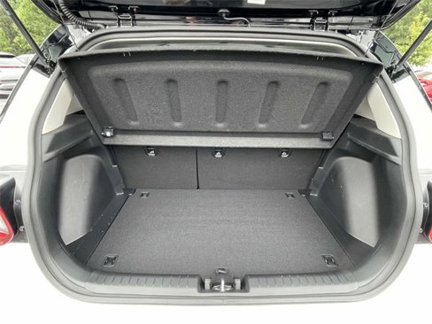 Certified 2023 Hyundai Venue Limited w/ Cargo Package image 7